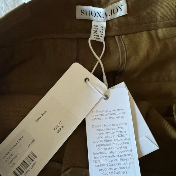 NWT Shona Joy Sara set - utility relaxed pant and fitted vest - Picture 10 of 10